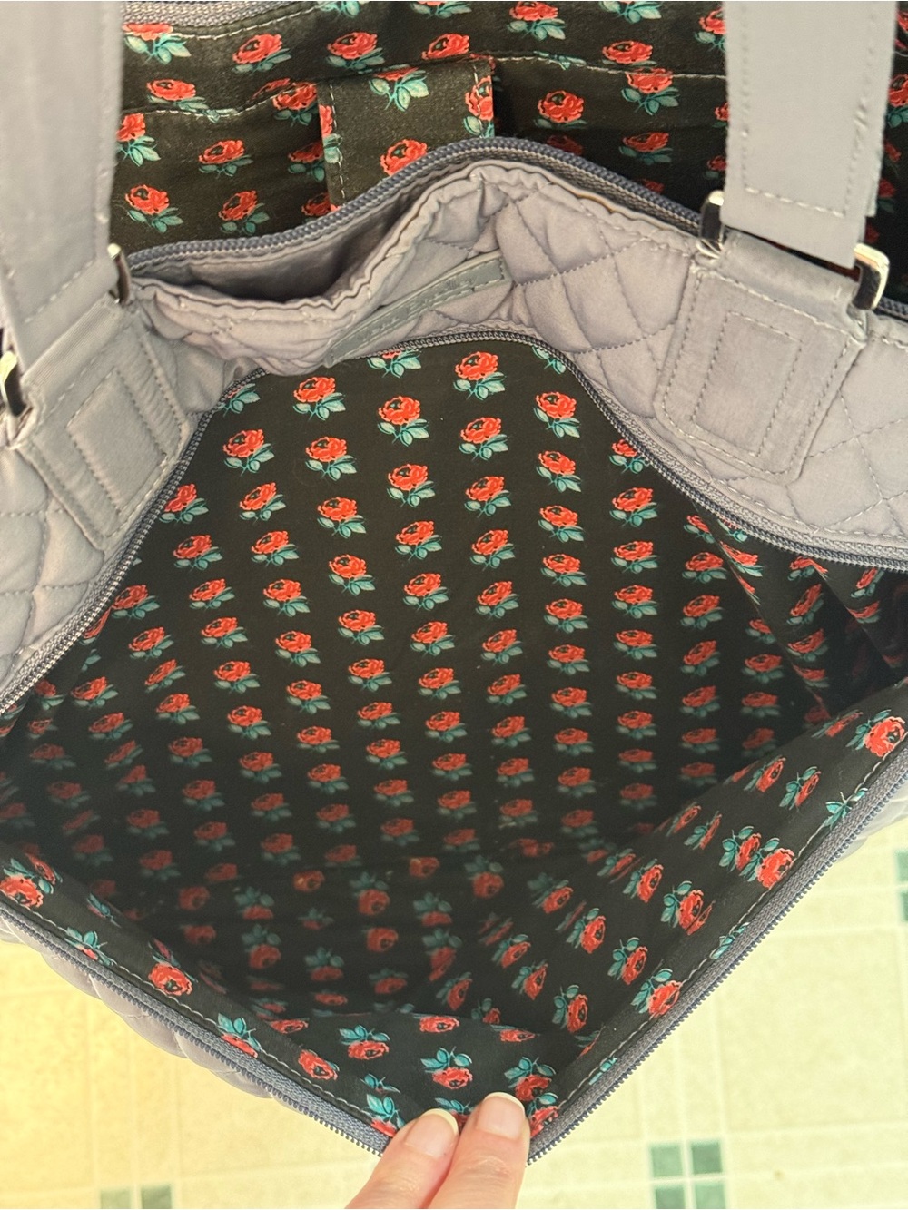 Vera Bradley Quilted Oversized Tote Bag Laptop Travel Overnight Weekend Gray - Picture 7 of 11